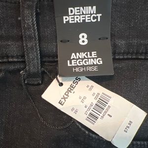 Express - Denim Perfect !